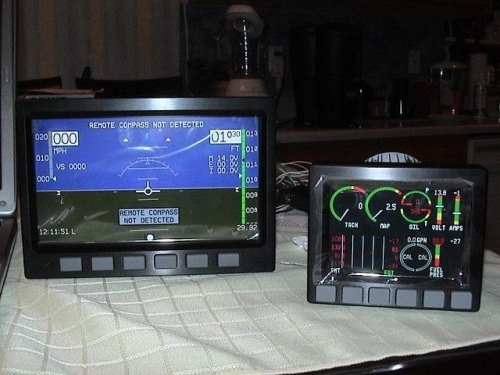 Dynon D100 on the Left and EMS10 on the right with the Engine monitor displayed