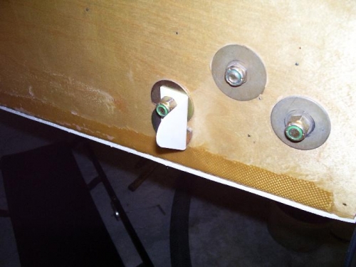 Right Lower Tank Mount