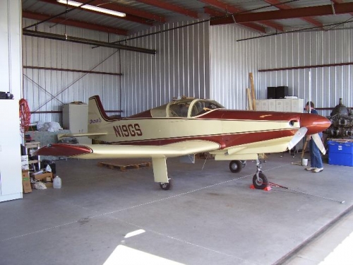 19GS Right Front Quarter