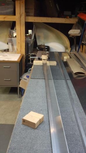 Clamping main web to spar cap