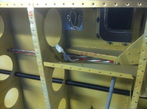 Stecker für beheizbares Pitotrohr