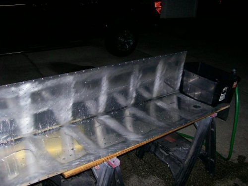 Spotless and scuffed rivet/sealing lines.