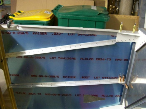 Right side showing lower longeron