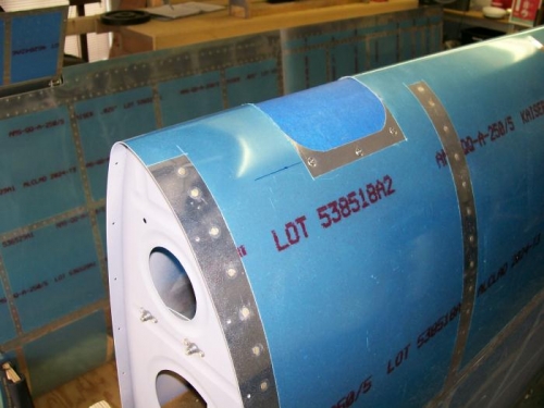 Left wing with new Duckworks HID light installed. I left tape on the lens for scracth protection.