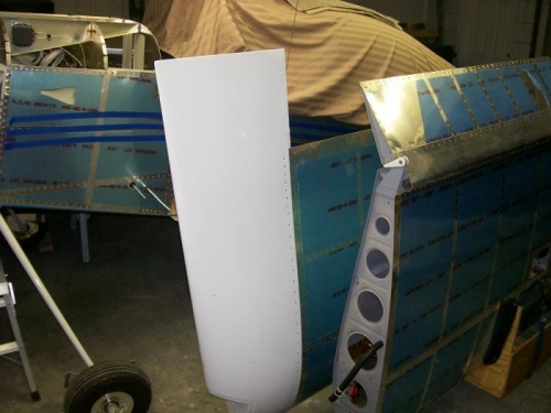 Right wing tip installed