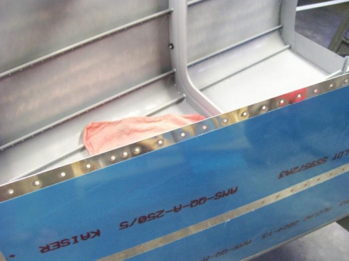 Aft section dimpled for lonerons