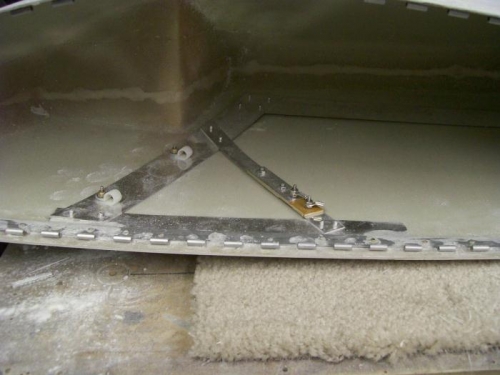 Archer Nav antenna on the lower right side