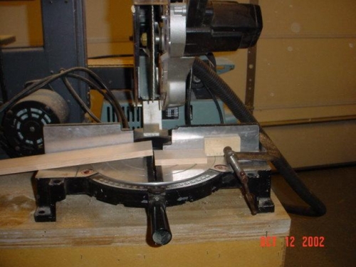 Cutting verical pieces