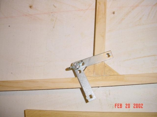 Angle jig to cut gussets