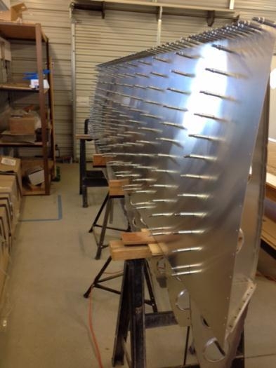 Left wing upper skin