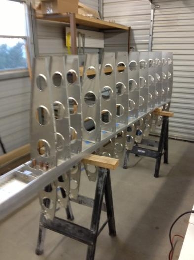 Righ ribs and main spar assembly