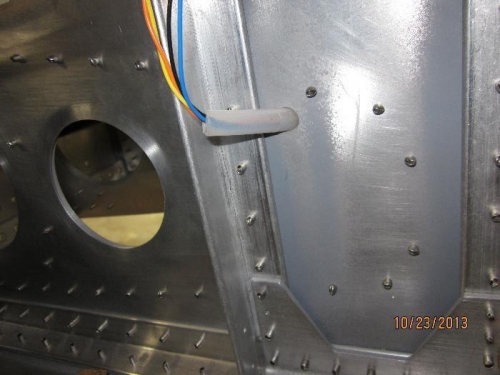 Nav/strobe wires through fuselage