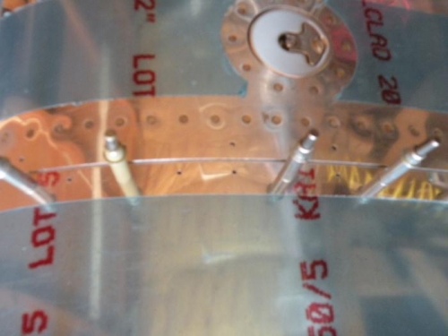 Out of focus pictures shows slight bulging of tank skin.