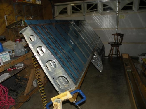 Rear spar and root rib are done.