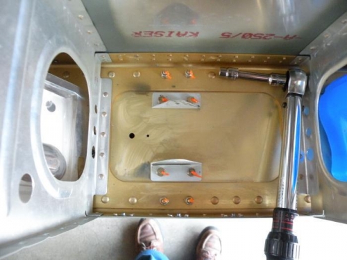 Right tiedown and aileron bracket bolts torqued and sealed.