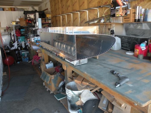 Setup for countersinking skin to baffle rivet lines.