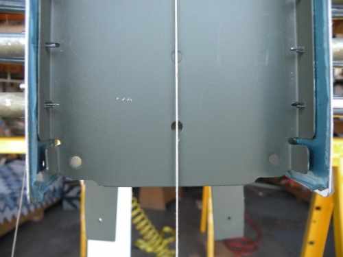 F-712 centerline is vertical.