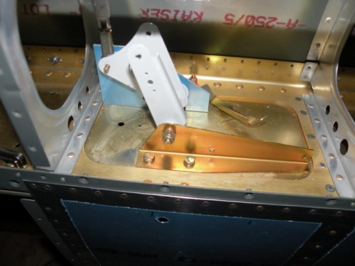 Bellcrank jigged in its neutral position.