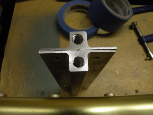 Both tiedown bars threaded to 3/8-16.