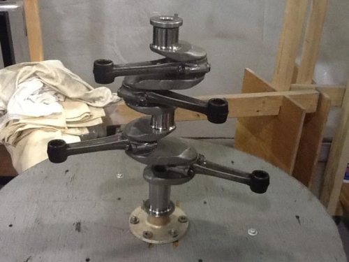 Crank and rods assembly.