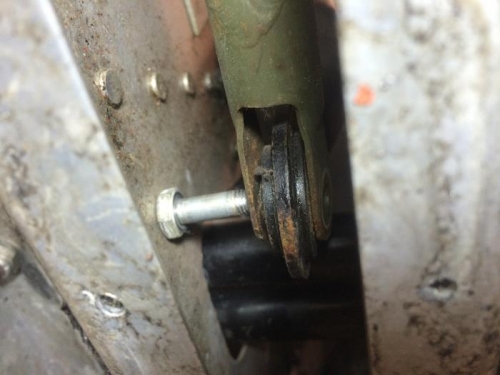 Fwd elevator pushrod connection - bottom.