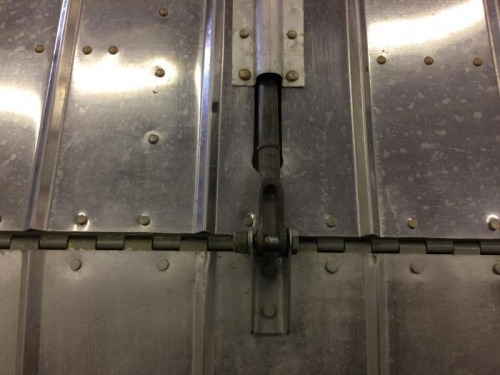 trim push rod removed.