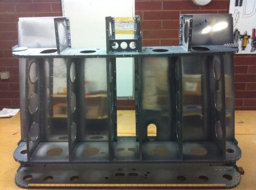 Underside view baggage floor