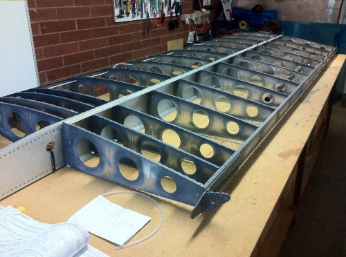 Left wing nose ribs fitted