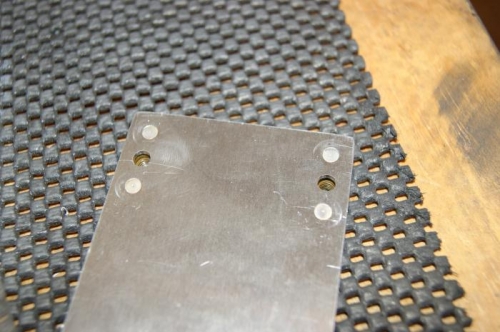 backriveted solids to attach nutplates to wheelpant plate