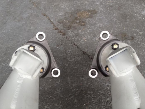 Mounted torque plates