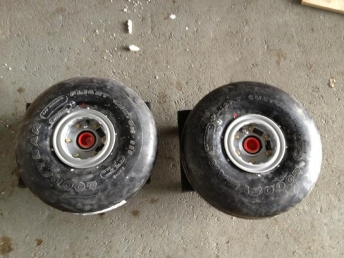 Tires (8.00 x 6) mounted