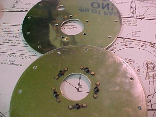 Cover plate showing the platenuts for the sender units