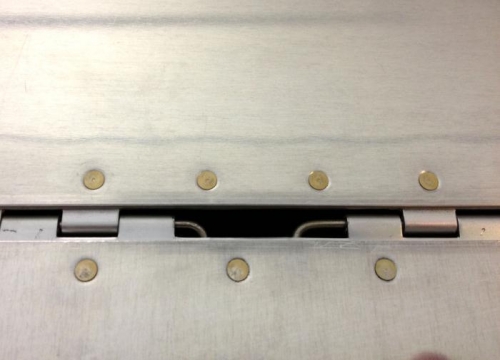 Hinge Pin Removes to Center