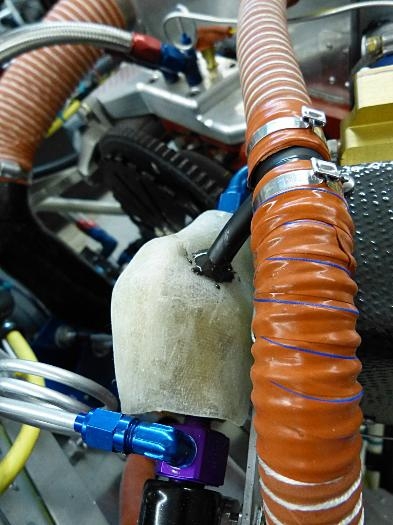 Fuel pressure regulator cooling