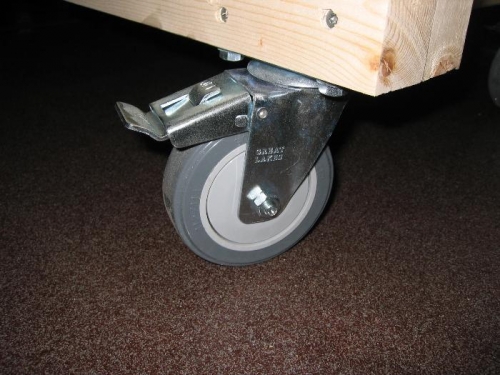 Unlocked Wheel & Swivel