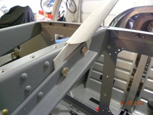 Crossbar suppor drilled to upper deck