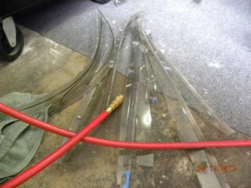 mold flange scraps after cutting