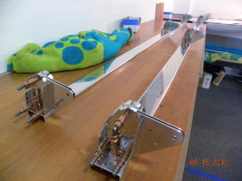 Clecod to the flap spars