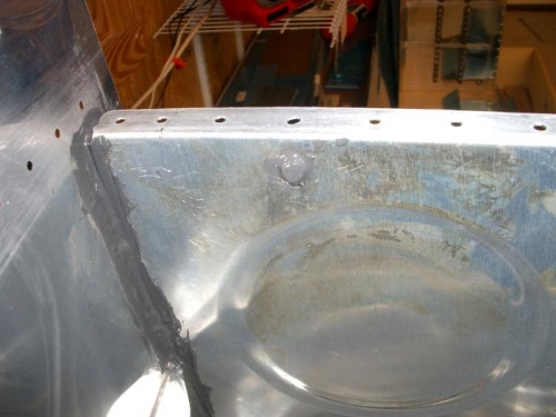 Outboard machine hole sealed