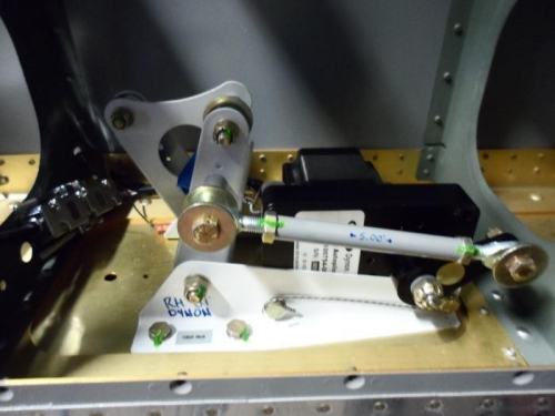 Notice green Torque-seal application