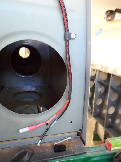 Pop riveting nylon adel clamps to secure HID Light cables in outboardmost LE rib