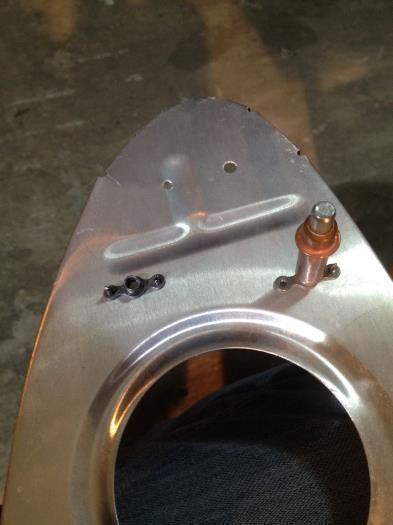 Installing mounting nutplates