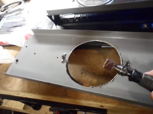 Enlarging mounting hole
