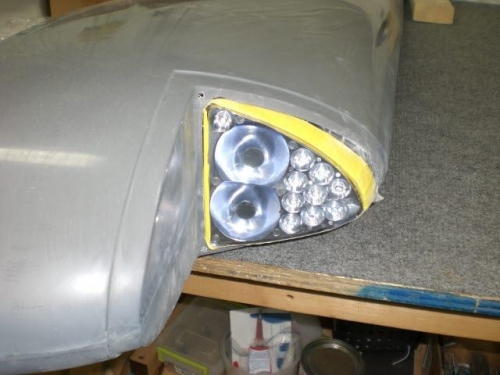 Left landing light fitted