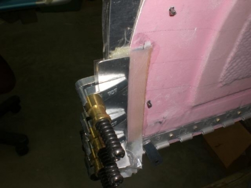 Scarf joint for left side of cowl trailing edge