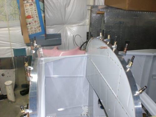 Rear bulkhead strip fit