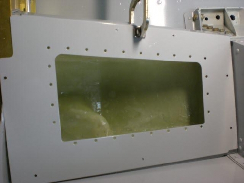 Fitting cubby with cover