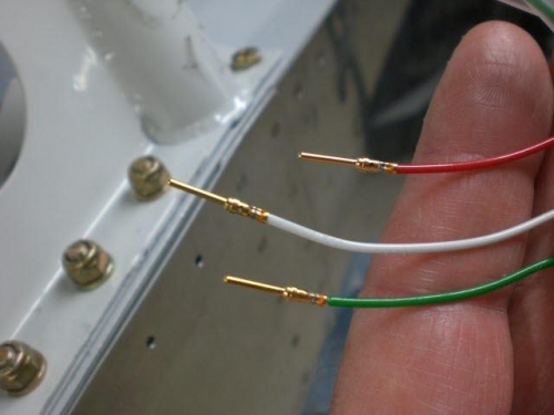 D-sub pins to connect post lights