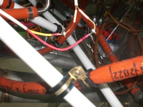 Supporting and securing hoses