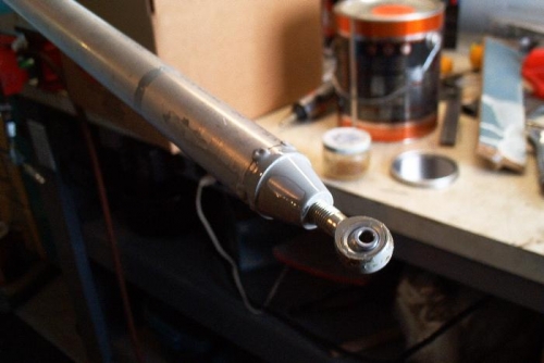 primer oozing out the end of pushtube